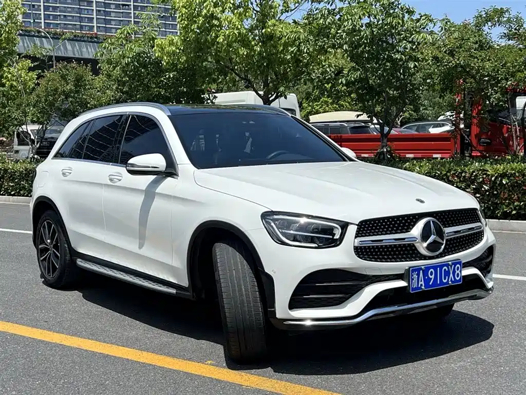 Mercedes-Benz GLC 2021 GLC 300 L 4MATIC Sporty фото 2
