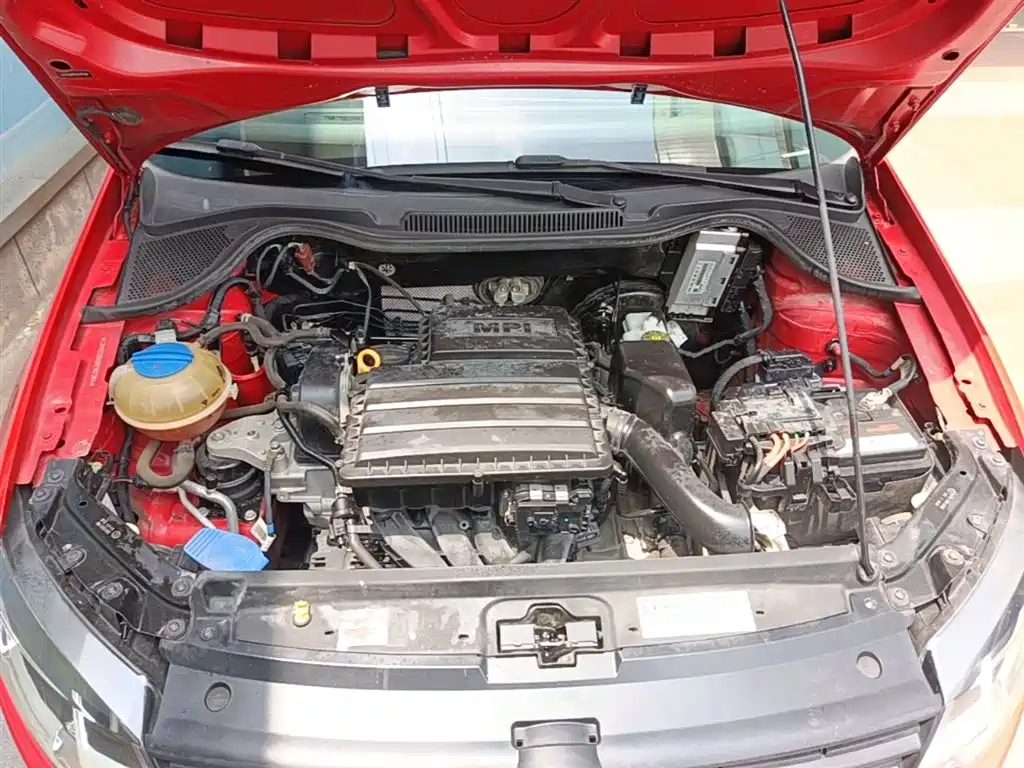 Volkswagen Polo 2016 1.6L Automatic Comfort фото 20