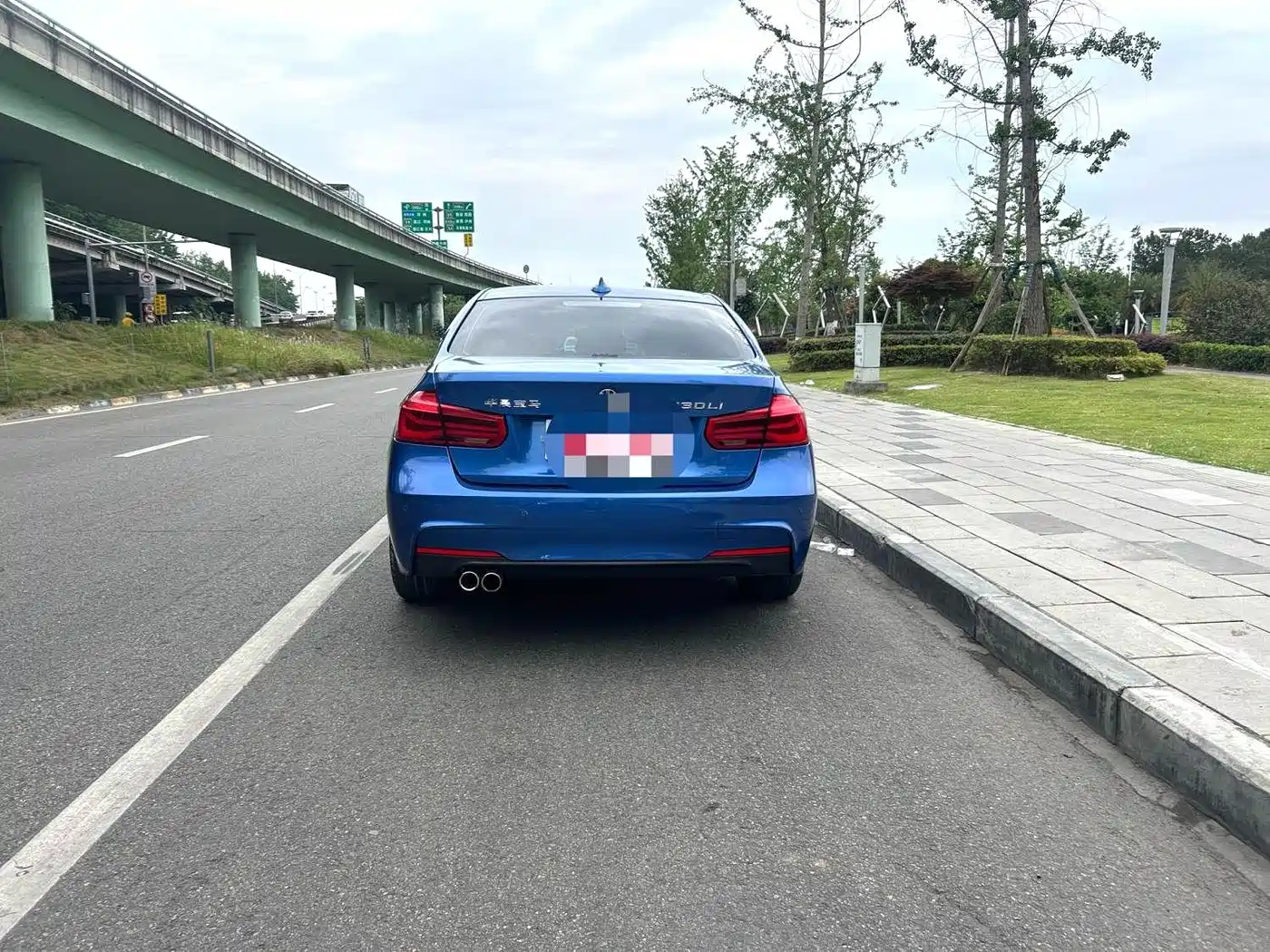 صورة 6 - BMW 3 Series