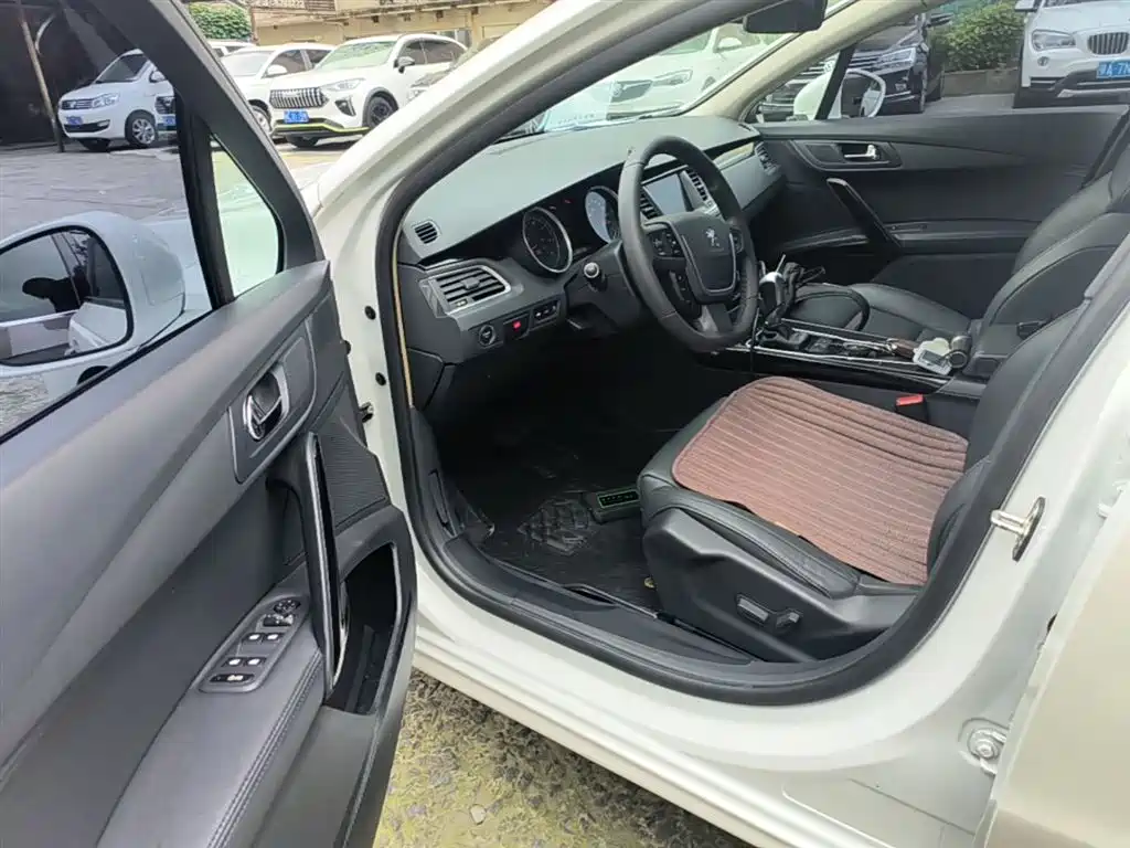 Peugeot 508 2015 1.6THP Auto Excellence Edition фото 16