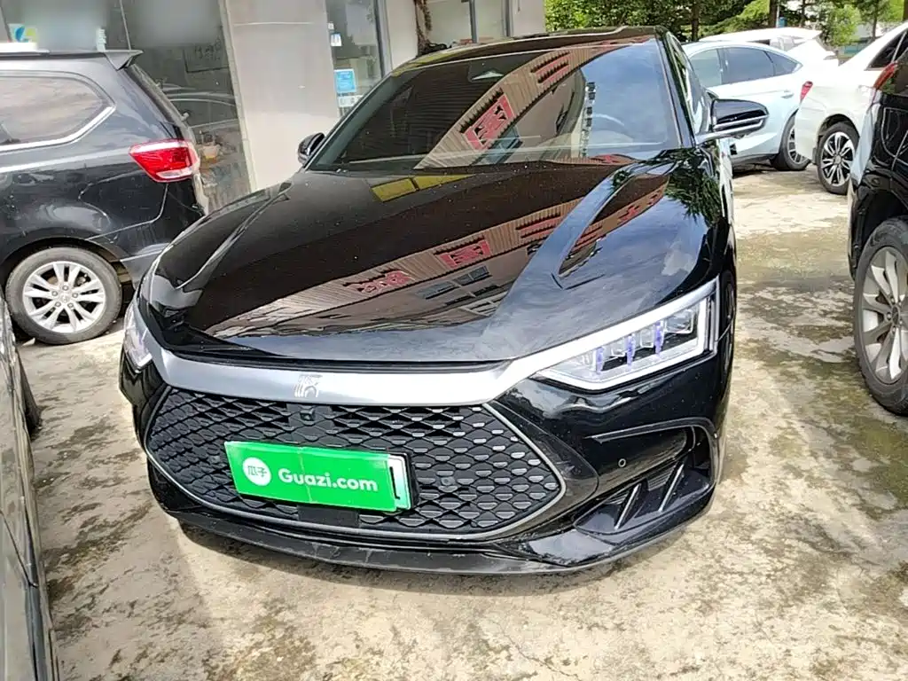 Фото 4 - BYD Han