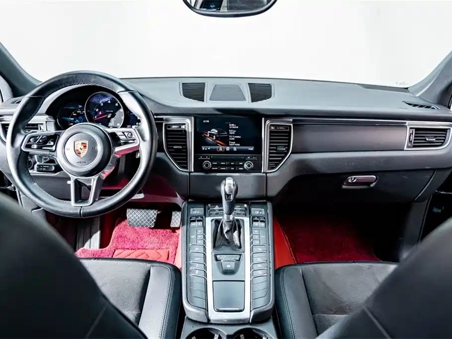 Porsche Macan 2017 Macan 2.0T фото 13