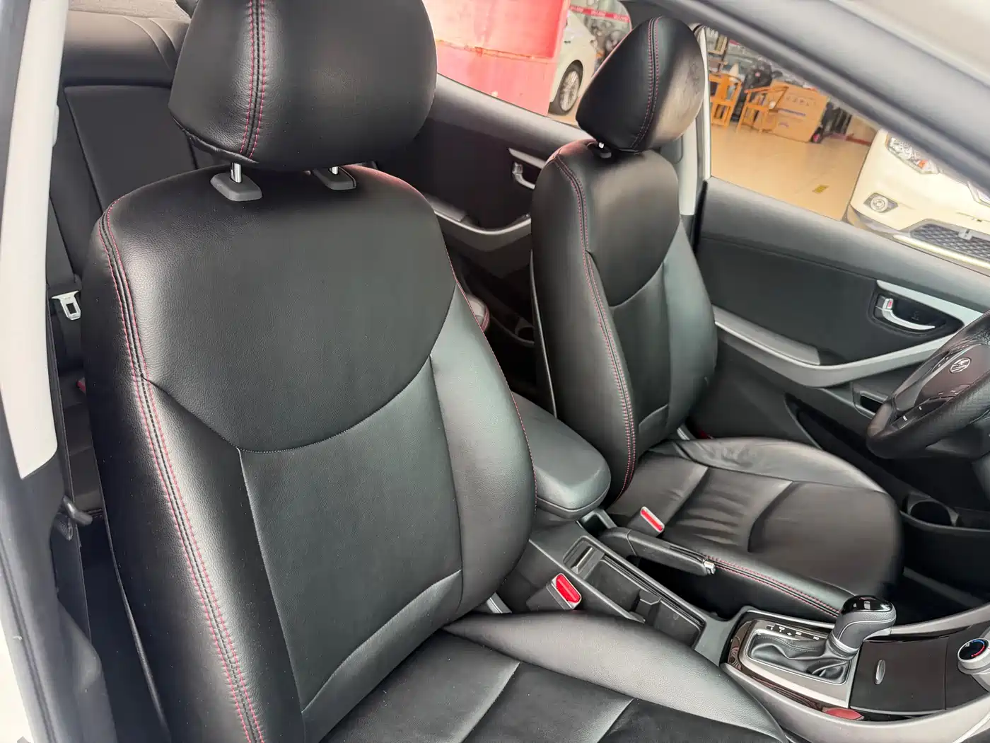 Hyundai Langdong 2016 1.6L Automatic Premium Edition фото 16