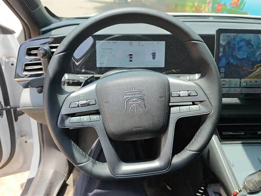 BYD Qin L 2025 DM-i Smart Drive Edition 80KM Leading фото 15
