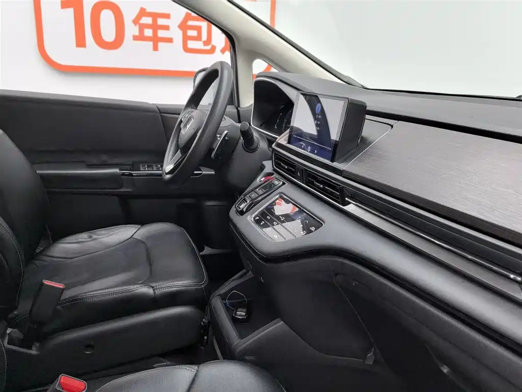 Honda Odyssey 2022 2.0L e:HEV Sharp·Enjoyment Edition фото 22
