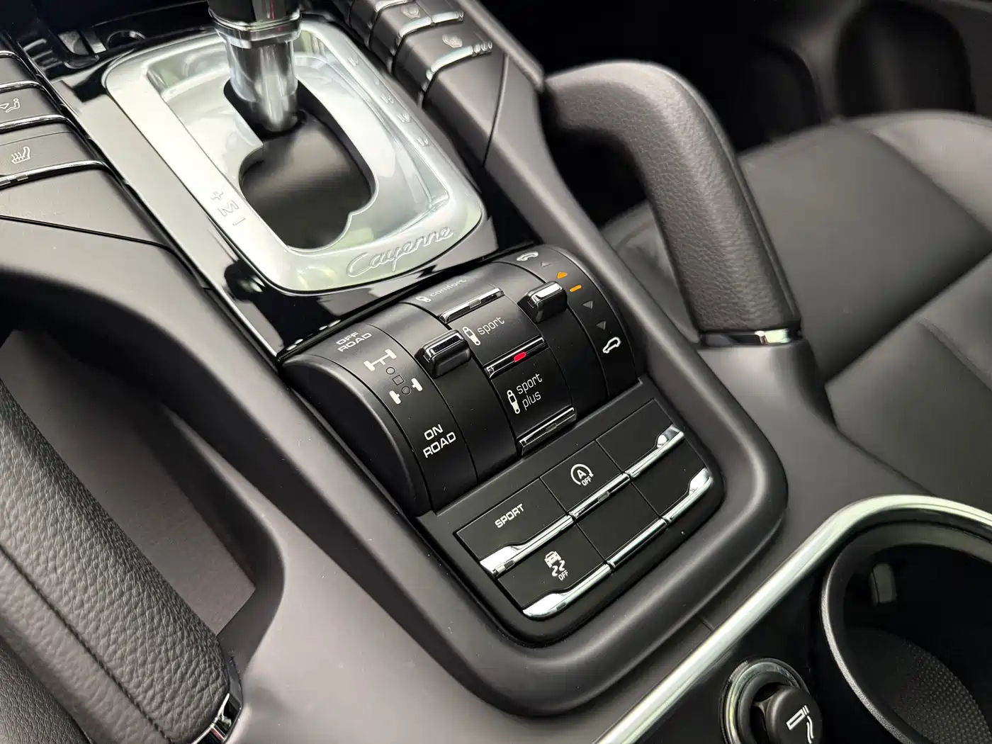 Porsche Cayenne 2015 Cayenne 3.0T фото 15
