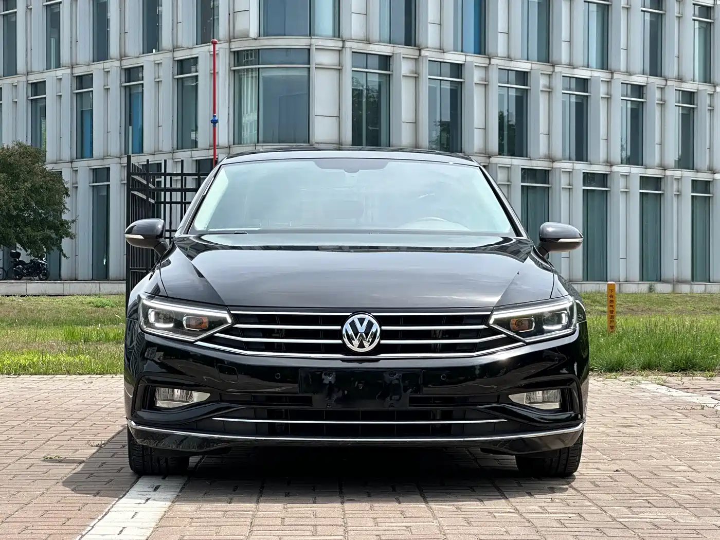 Volkswagen Magotan 2020 330TSI DSG Leading фото 2