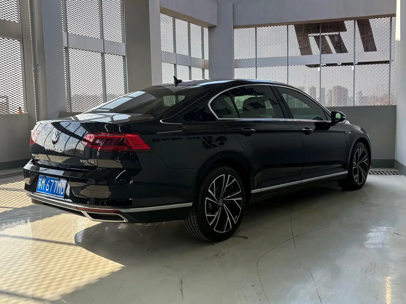 Volkswagen Magotan 2020 330TSI DSG Luxury фото 10