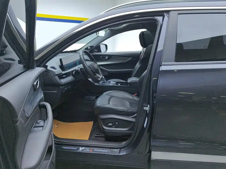 CHERY TIGGO 8 PLUS