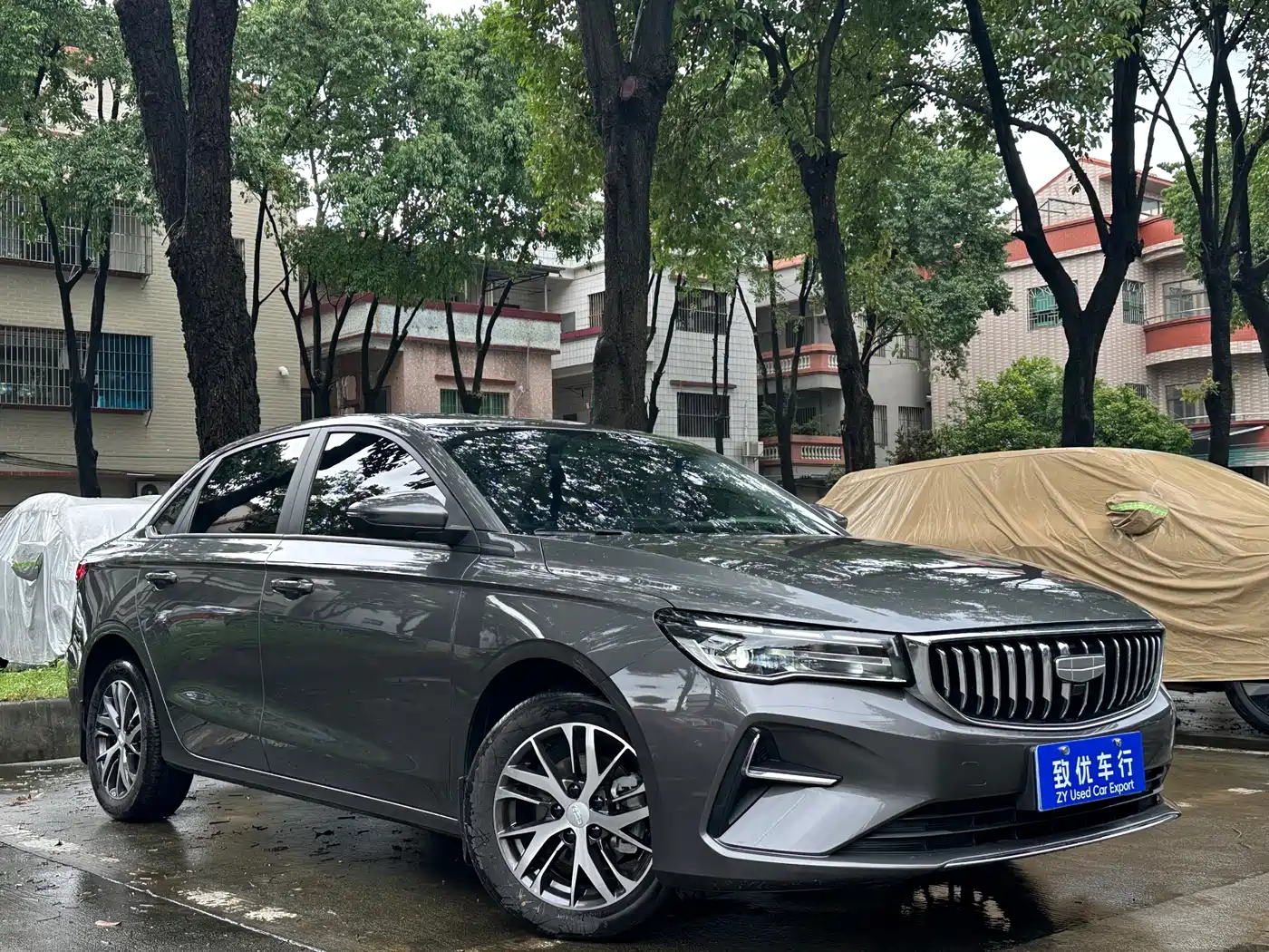 Фото 3 - Geely Emgrand