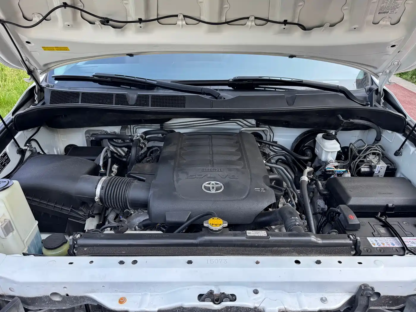 Toyota Sequoia 2010 5.7 Platinum Edition фото 26