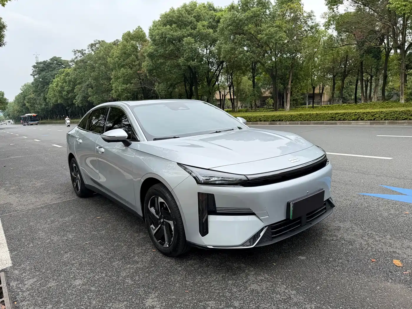 Geely Galaxy Galaxy L6 2025 2025 EM-i 140km Voyage Edition