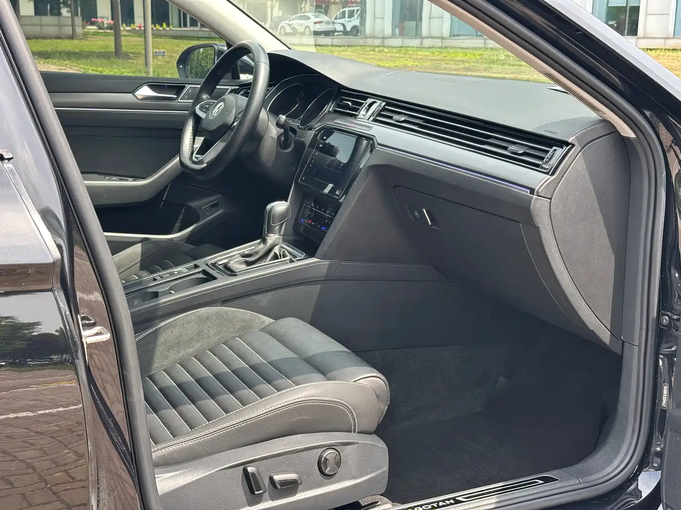 Volkswagen Magotan 2020 330TSI DSG Leading фото 20