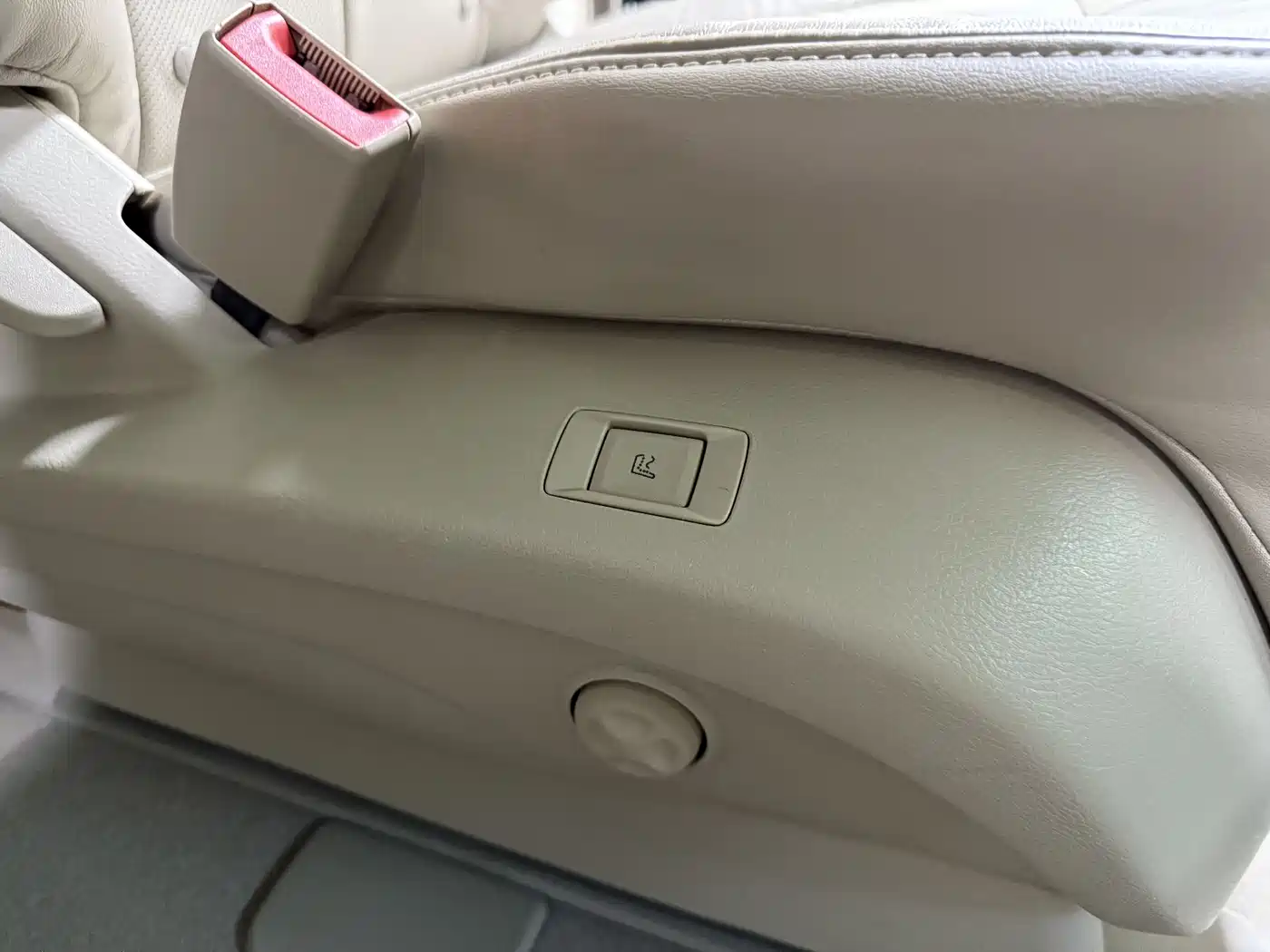 Buick GL8 2014 3.0L XT Luxury Business Flagship фото 38
