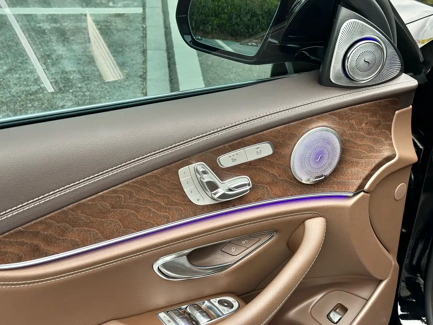 Mercedes-Benz E-Class 2023 E 300 L Luxury фото 8