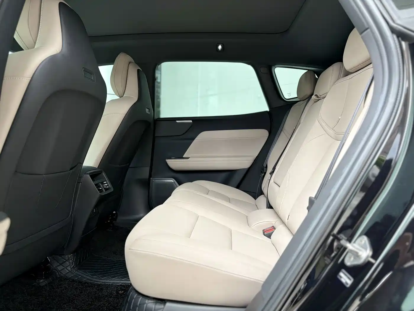 Volvo XC70 Plug-in Hybrid 2026 2026 AWD Extended Range Core