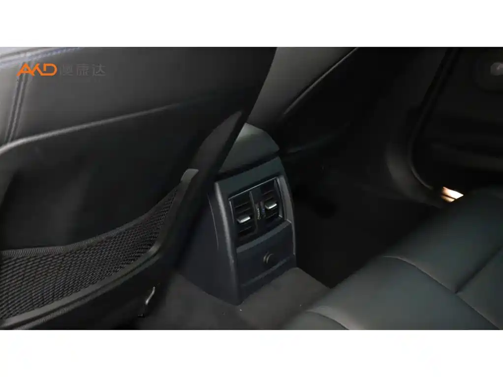 Фото 9 - BMW 3 Series