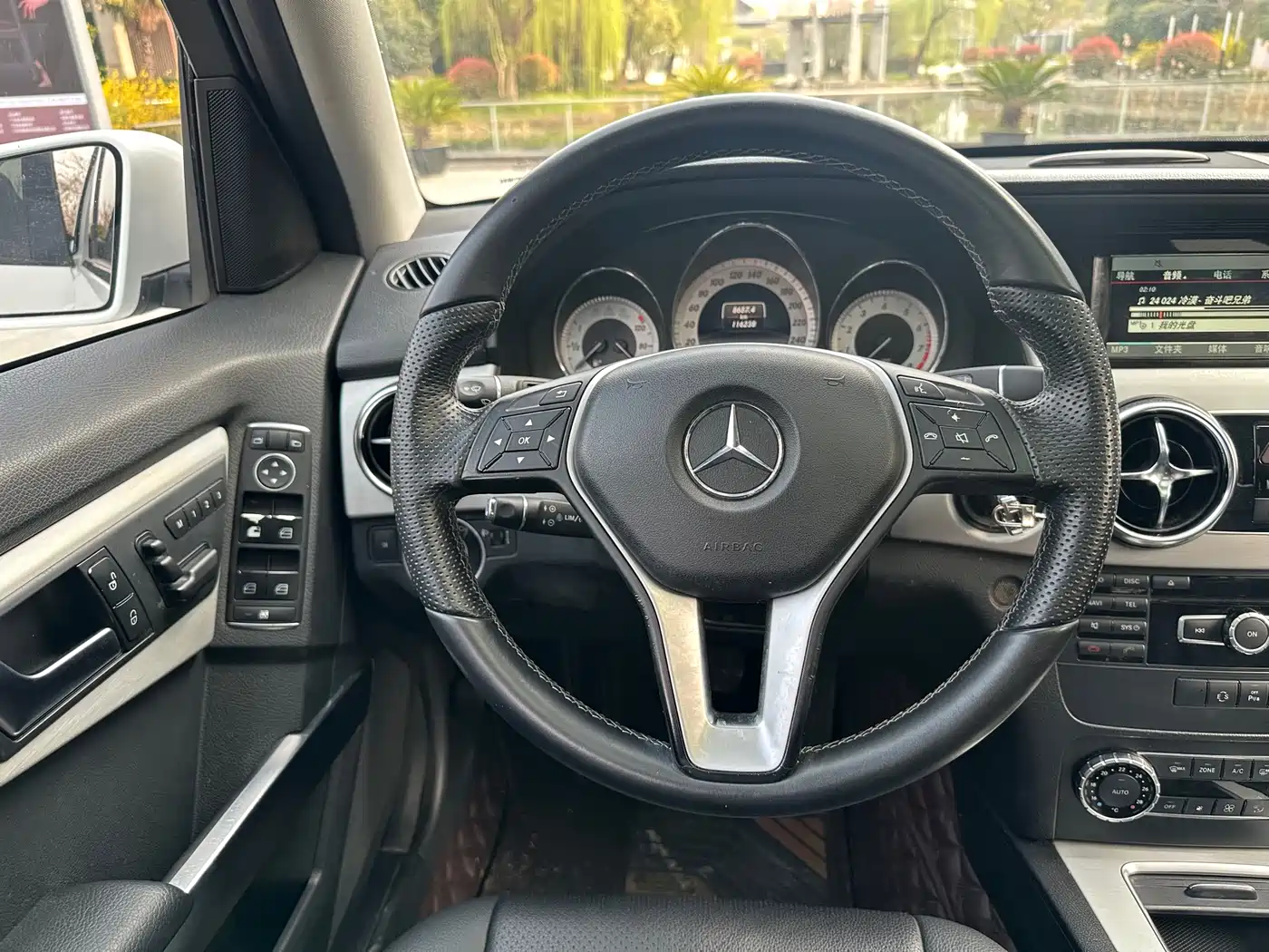 Mercedes-Benz GLK-Class 2014 GLK 260 4MATIC Dynamic фото 9