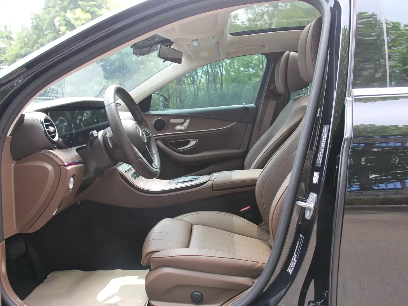 Mercedes-Benz E-Class 2022 Facelift E 260 L 4MATIC фото 10