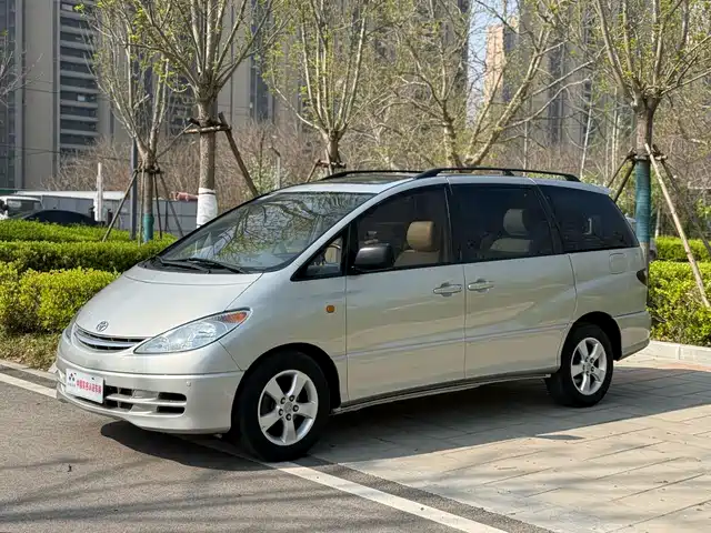  Toyota Previa 2004 2.4L AT