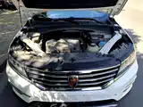 Фото 20 - Roewe RX5