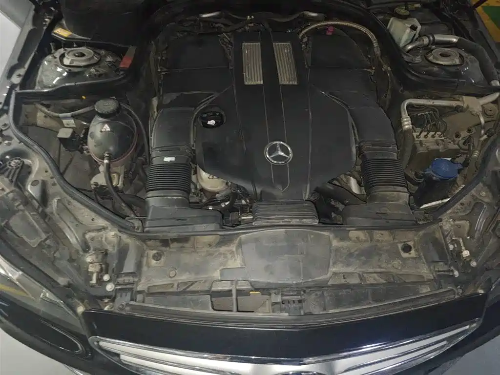Mercedes-Benz E-Class 2015 E 320 L Sport 4MATIC фото 16