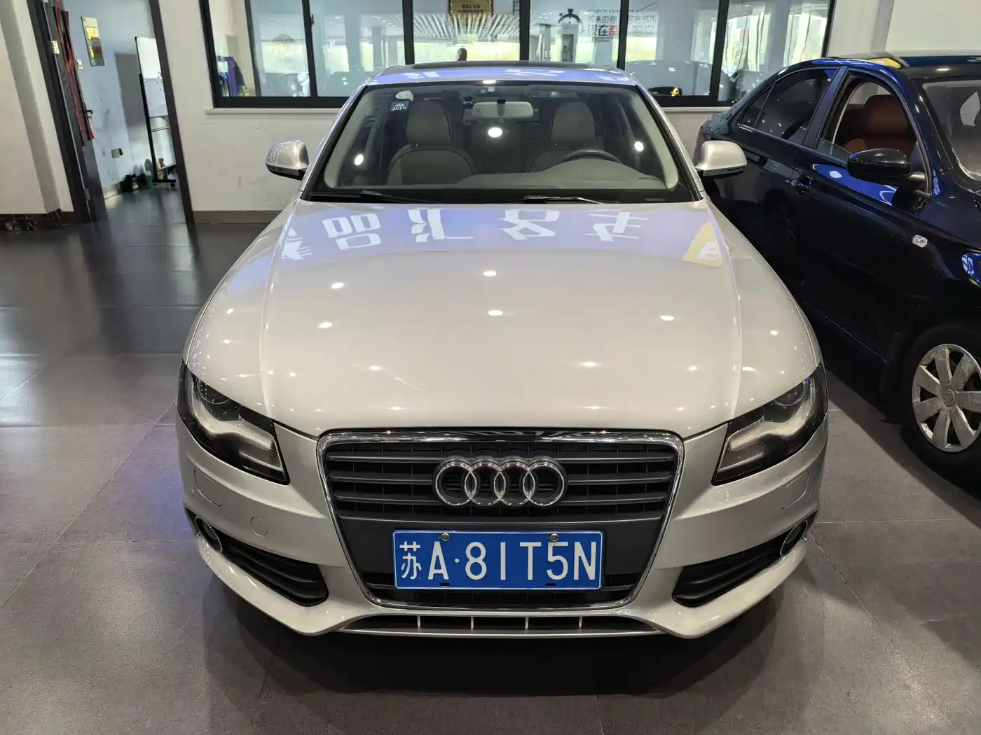 Audi A4L 2012 2.0 TFSI Automatic Luxury фото 2