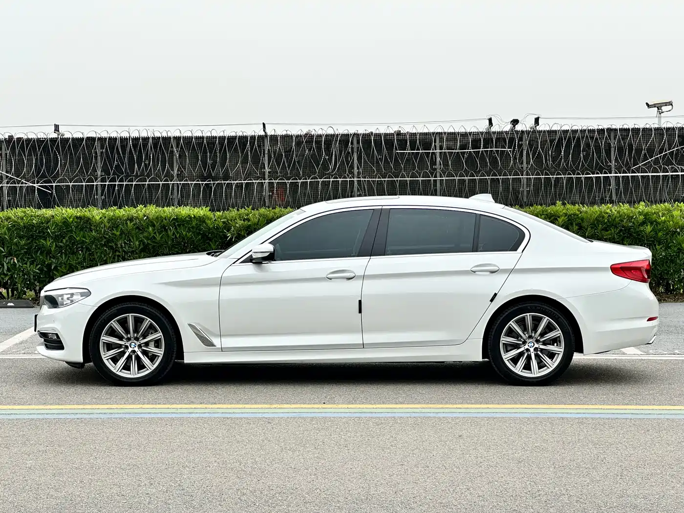 BMW 5 Series 2018 528Li Launch Special Edition фото 7