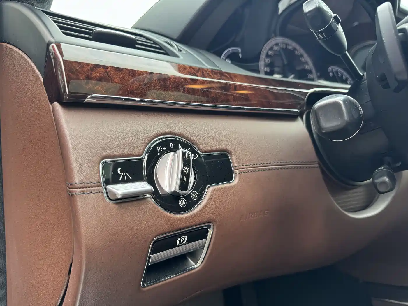 Mercedes-Benz S-Class 2012 S 600 L Grand Edition фото 11