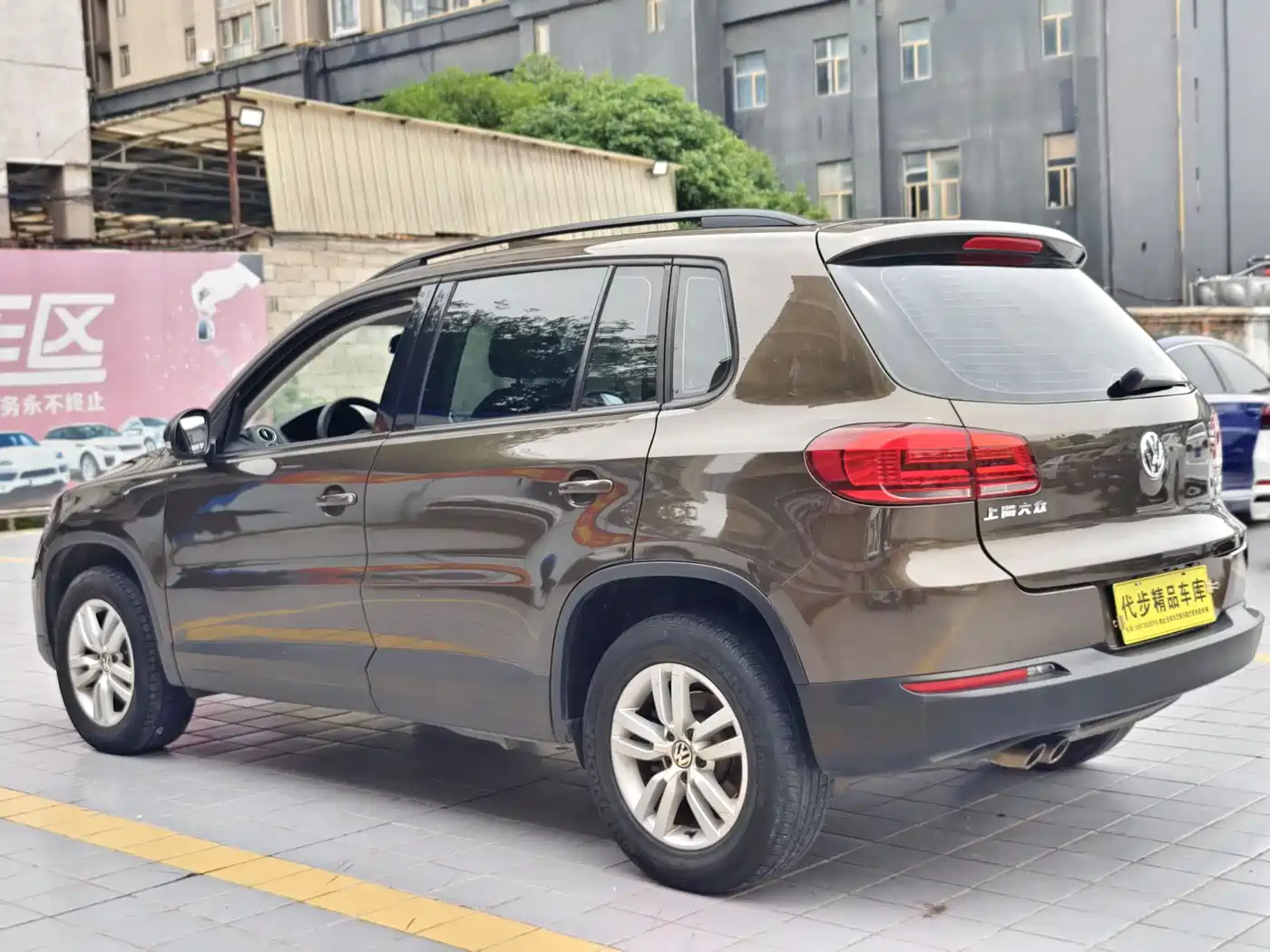 Volkswagen Tiguan 2015 1.8TSI Automatic 2WD Trendline фото 21