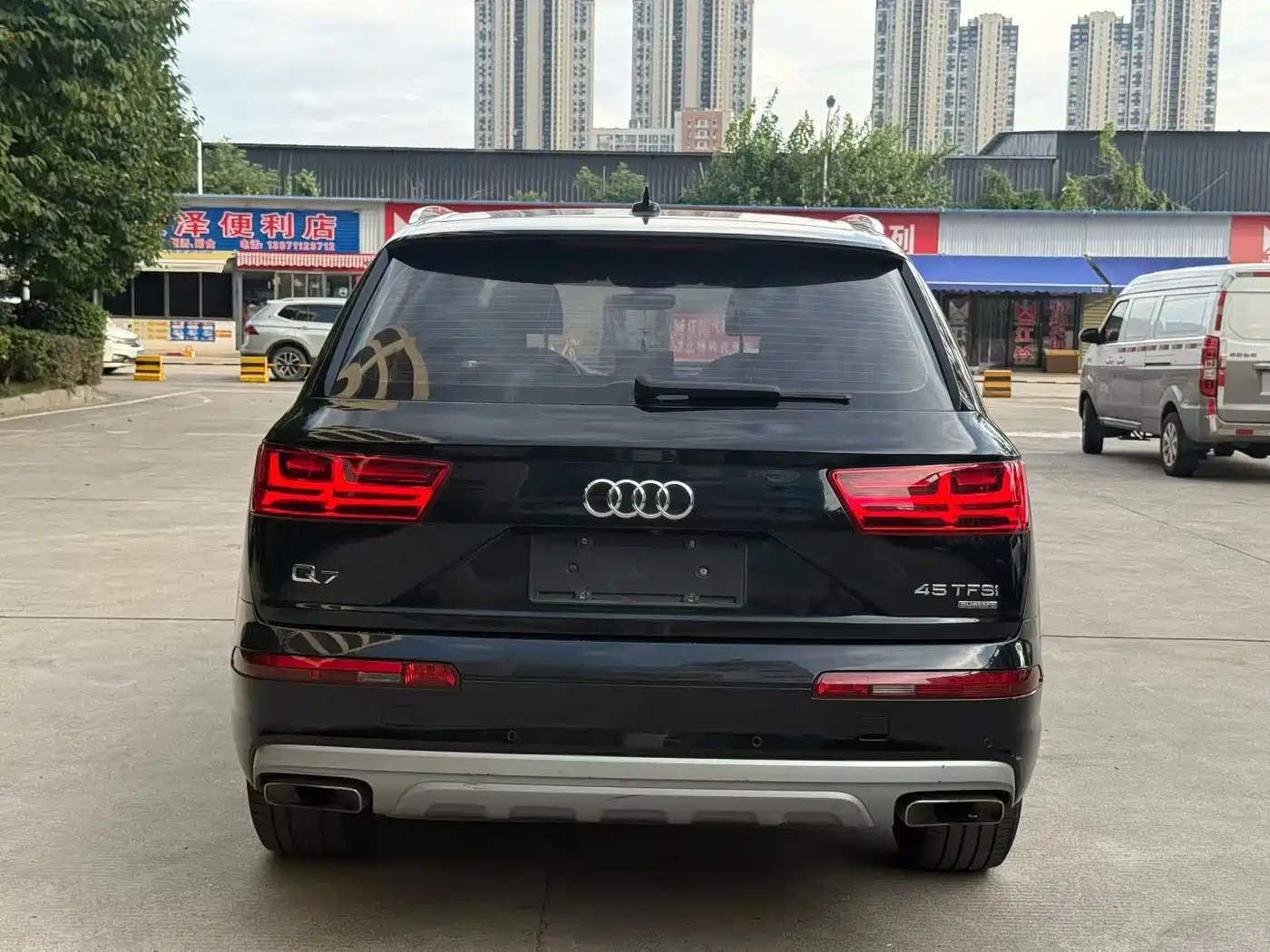Photo 15 - Audi Q7