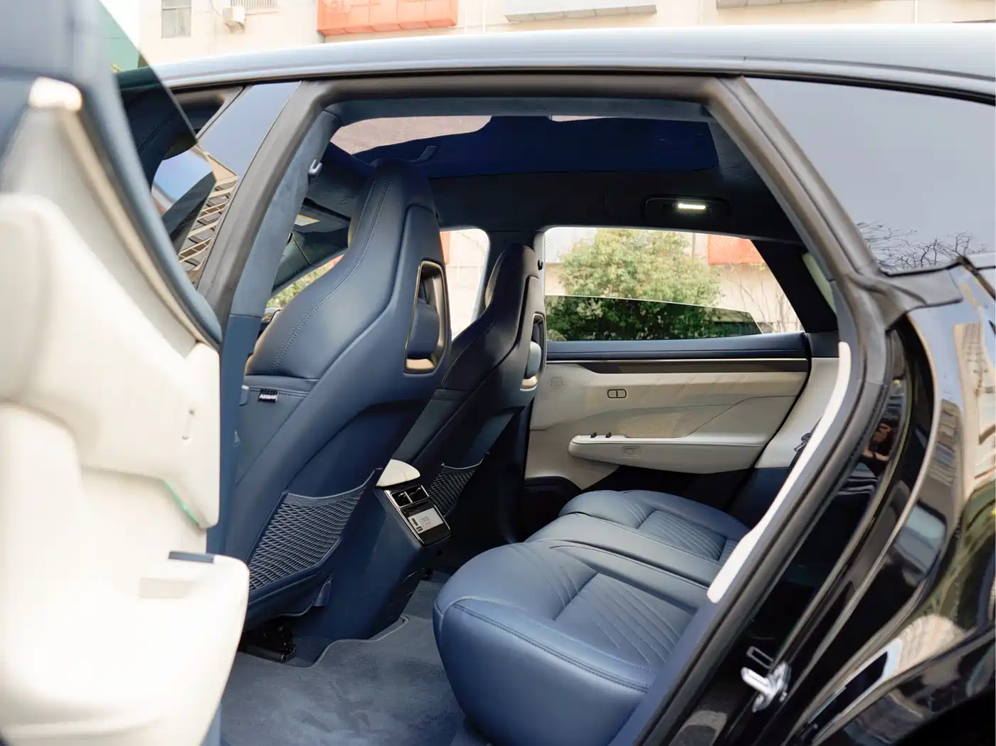 ZEEKR EXTREME KRYPTON 001