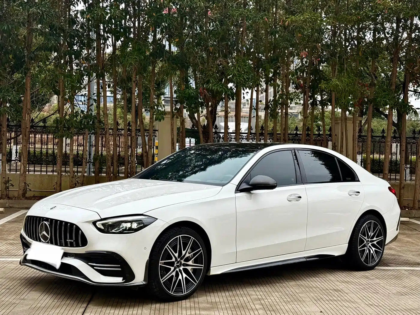 MERCEDES-BENZ C CLASS