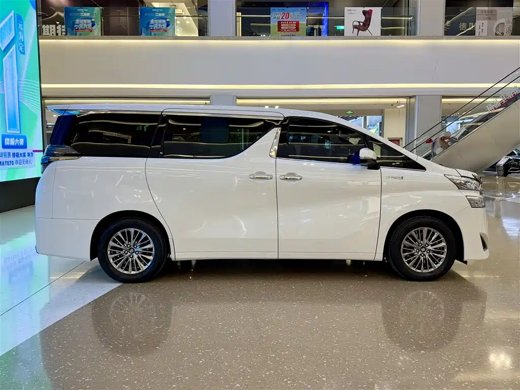 Toyota Vellfire 2021 Crown Hybrid 2.5L HV Premium Edition фото 7