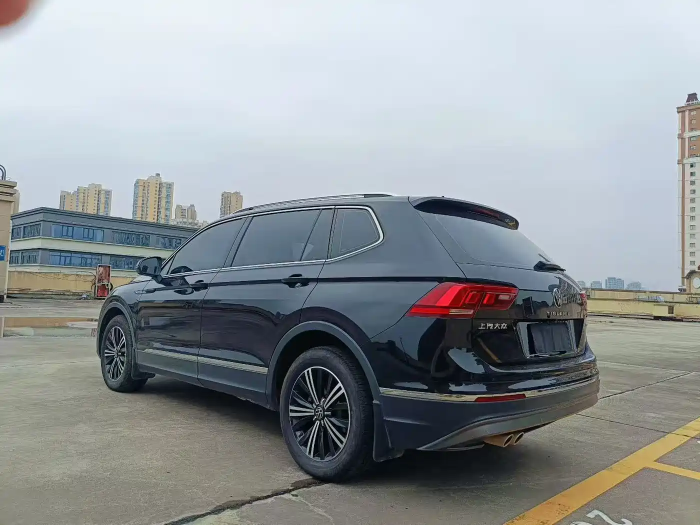 Volkswagen Teramont 2020 330TSI 2WD Luxury China VI фото 9