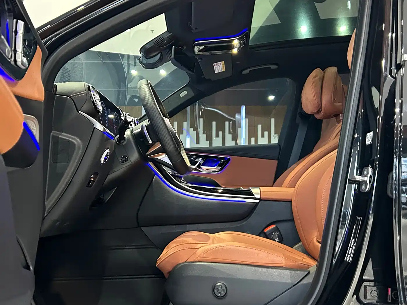 Mercedes-Benz GLC 2024 Facelift GLC 300 L 4MATIC Sport 5-seater фото 8
