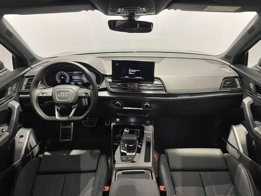 Audi Q5L 2024 Model 45 TFSI Luxury Dynamic фото 7