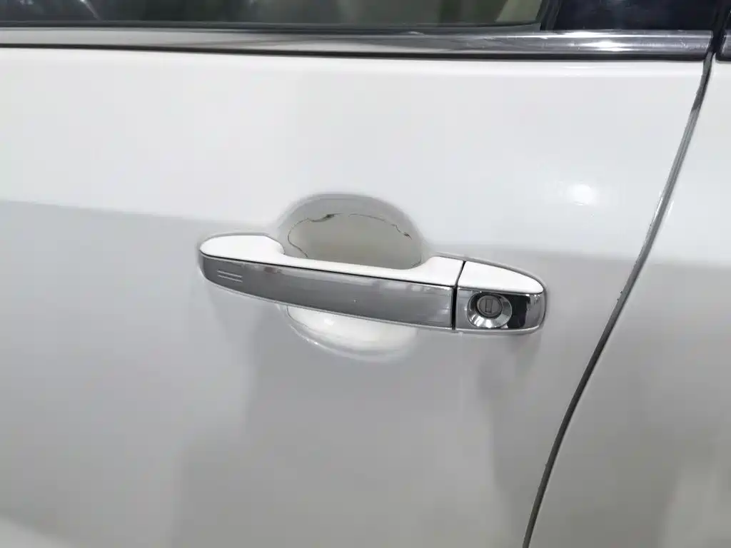 Photo 18 - Toyota Camry