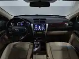 Photo 5 - Toyota Camry