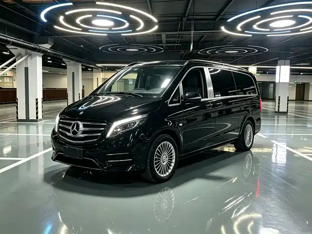 Mercedes-Benz Vito 2.0T, Элит, 7 мест