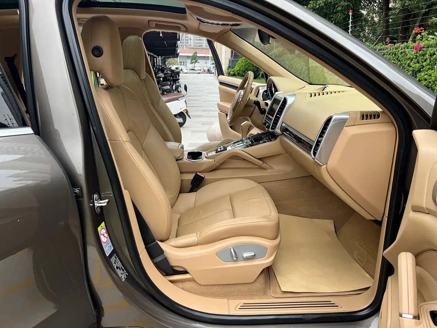 Porsche Cayenne 2011 Cayenne 3.0T фото 8