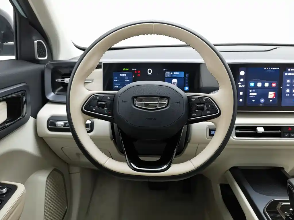 Фото 11 - Geely ICON