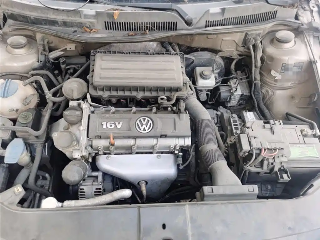 Volkswagen Bora 2014 1.6L Automatic Comfort Edition фото 11