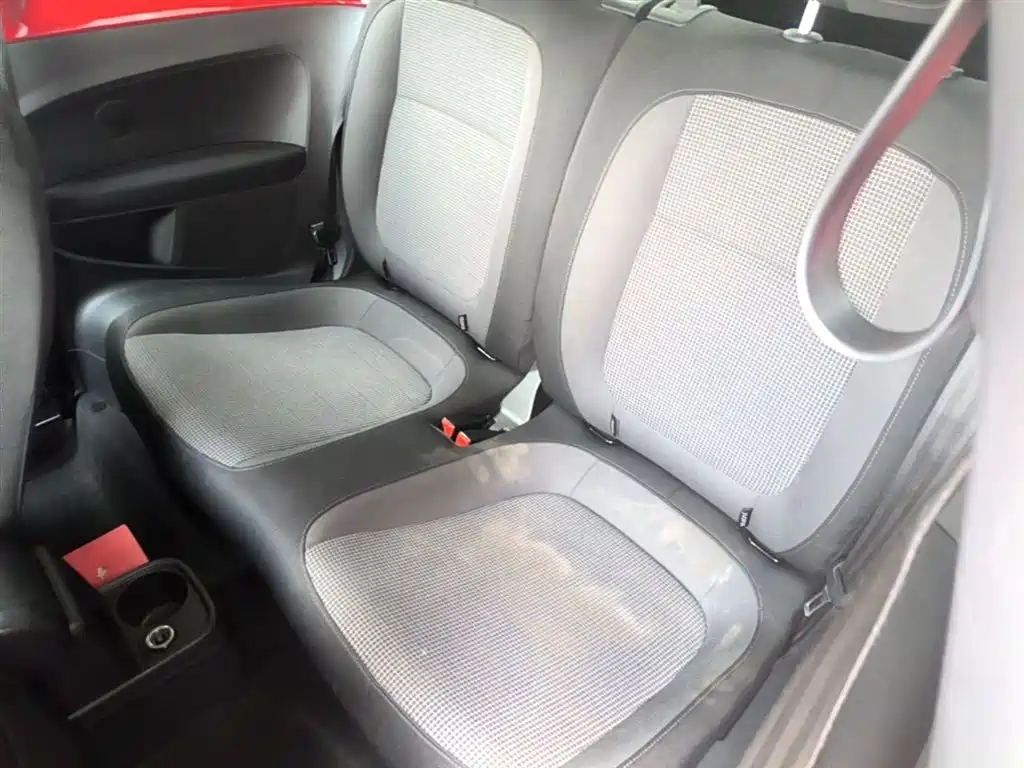 Volkswagen Beetle 2015 280TSI фото 17