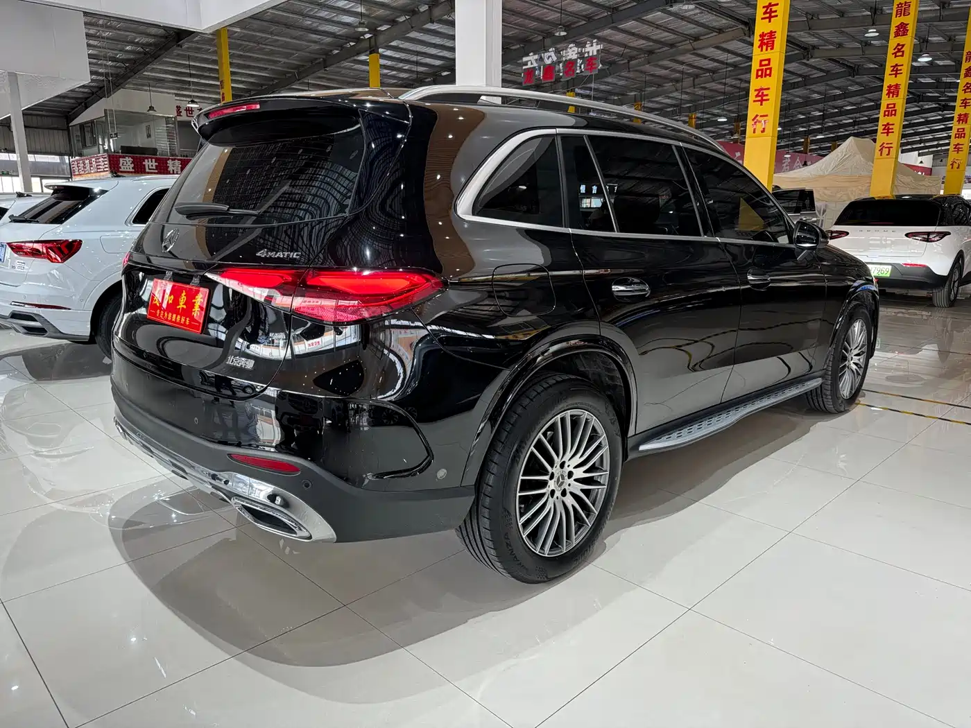 Mercedes-Benz GLC 2023 GLC 300 L 4MATIC Dynamic 7-Seater фото 12