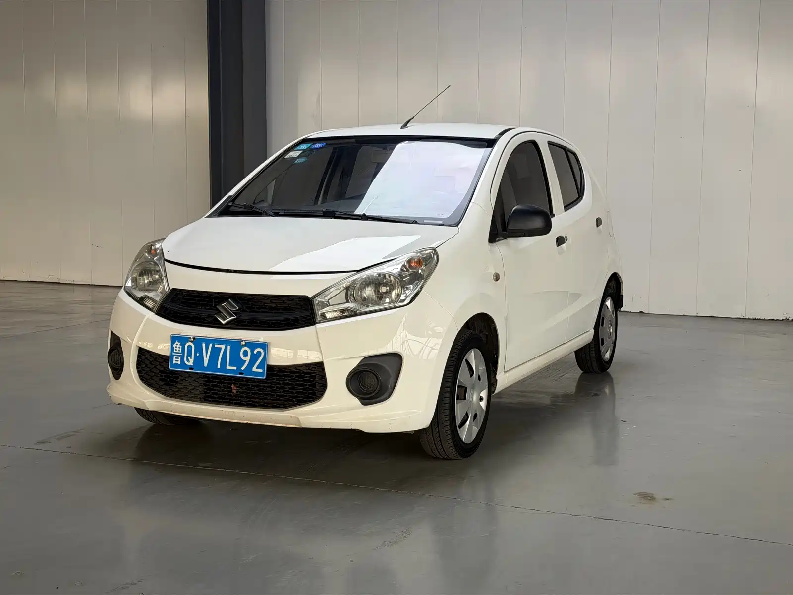 صورة 1 - Suzuki Alto