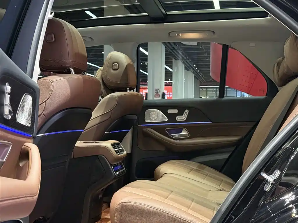 Mercedes-Benz GLE 2024 GLE 450 4MATIC Luxury фото 17