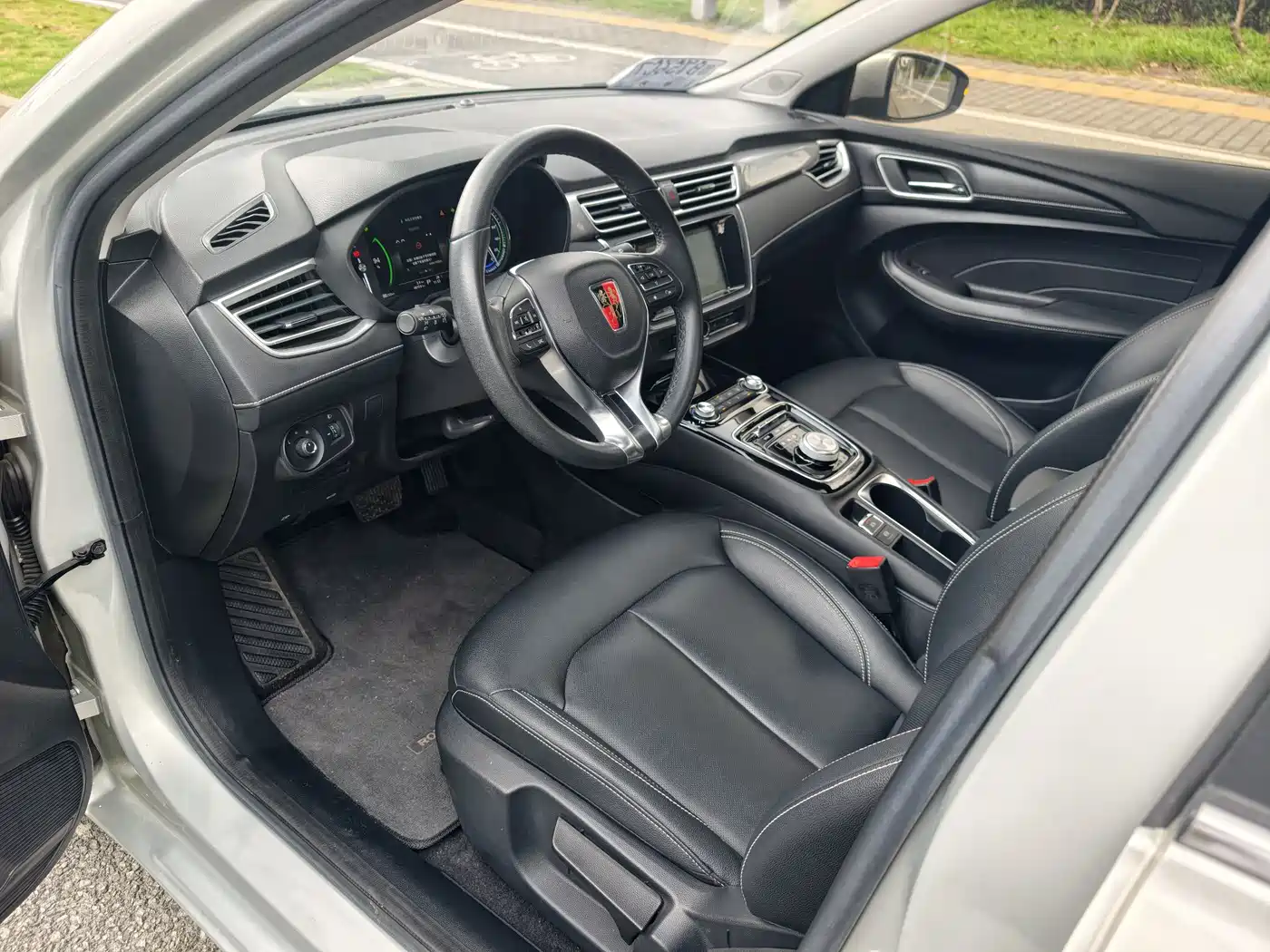 ROEWE EI5