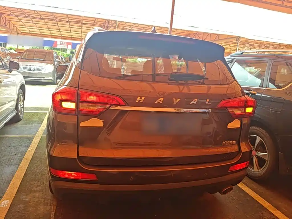 Фото 6 - Haval M6