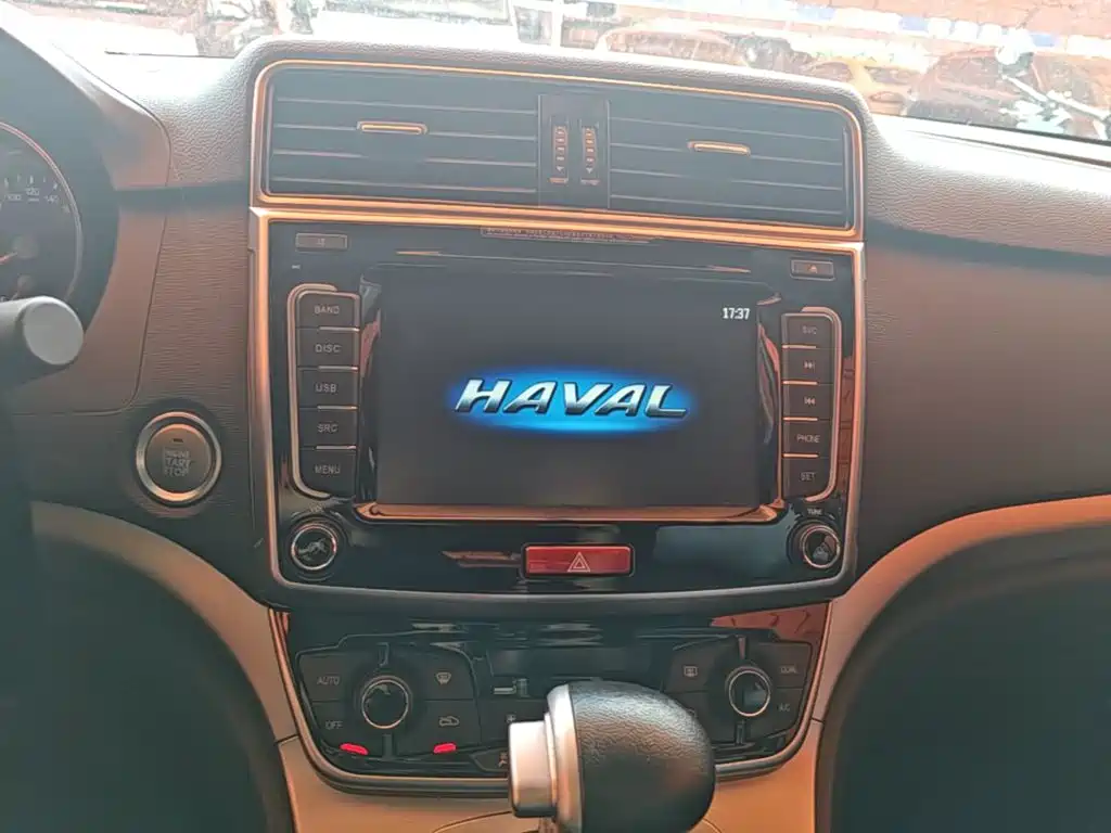 Фото 13 - Haval M6
